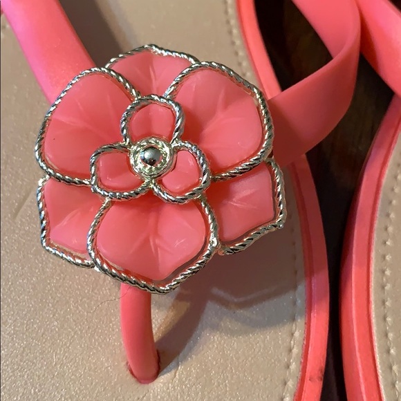 Pink FlipFlops - Picture 2 of 8